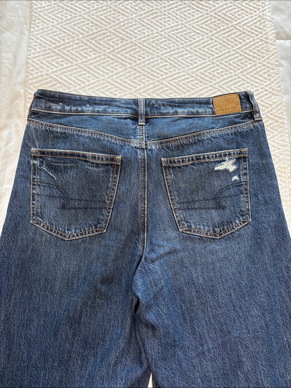 NWOT American Eagle Super High-Rise Baggy Wide Leg Jeans - Picture 8 of 11